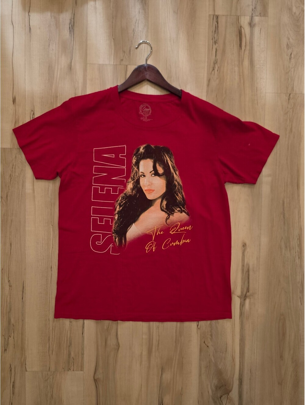 Selena The Queen Of Cumbia U.S. Tour Red Graphic T-Shirt Large